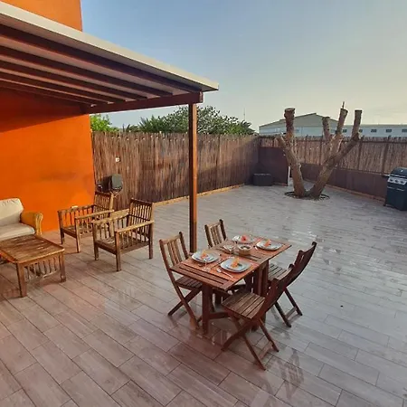 Апартаменты Romantico Apartamento, Piscina Y Bbq En Playa La Tejita *
